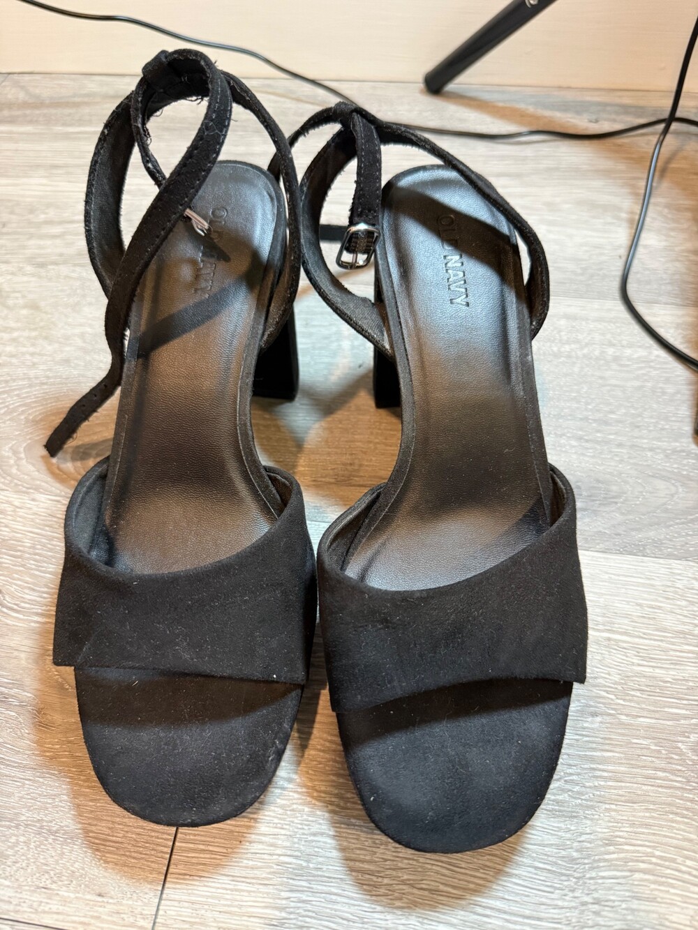 Old Navy Black Strappy Block Heel Sandals